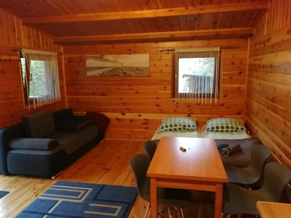 Domek Letniskowy W Centrum Mikolajek Mikołajki Bagian luar foto