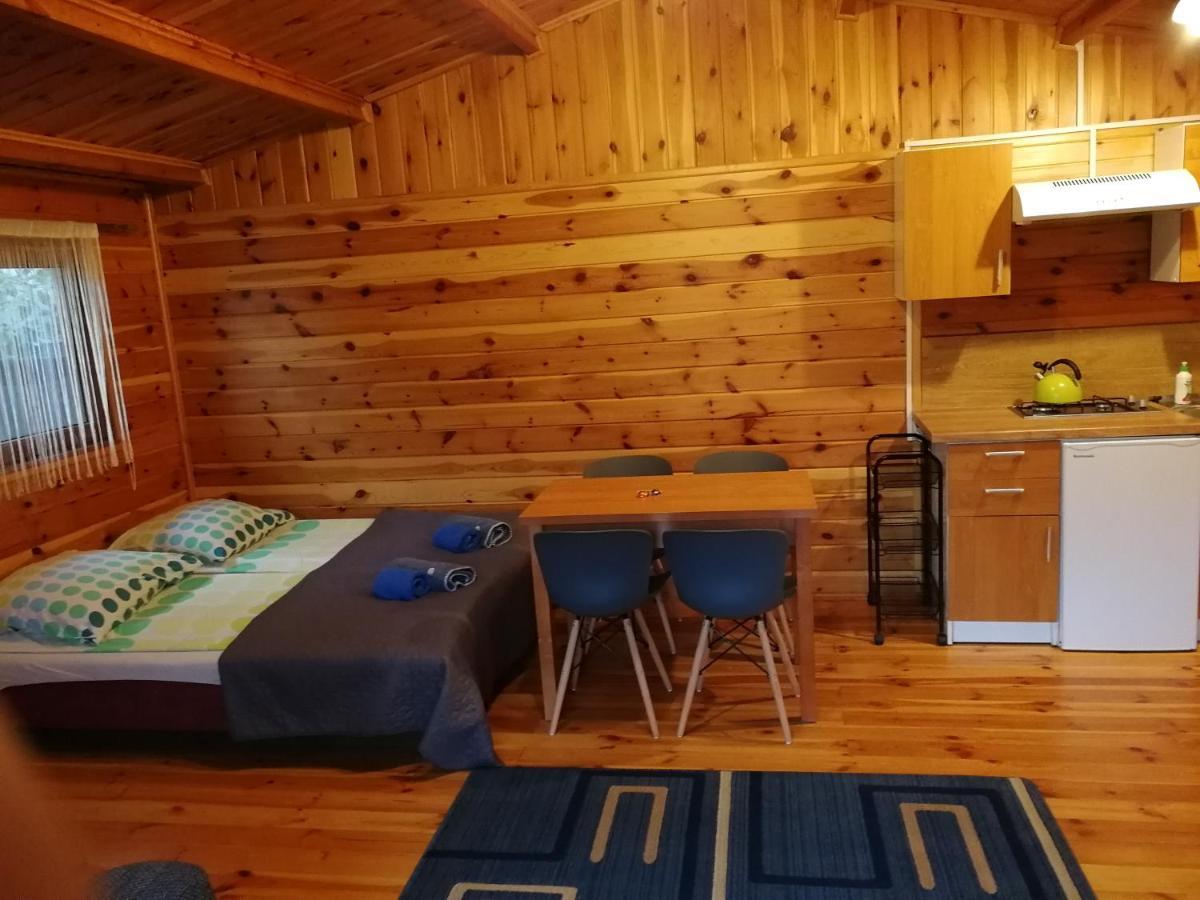 Domek Letniskowy W Centrum Mikolajek Mikołajki Bagian luar foto